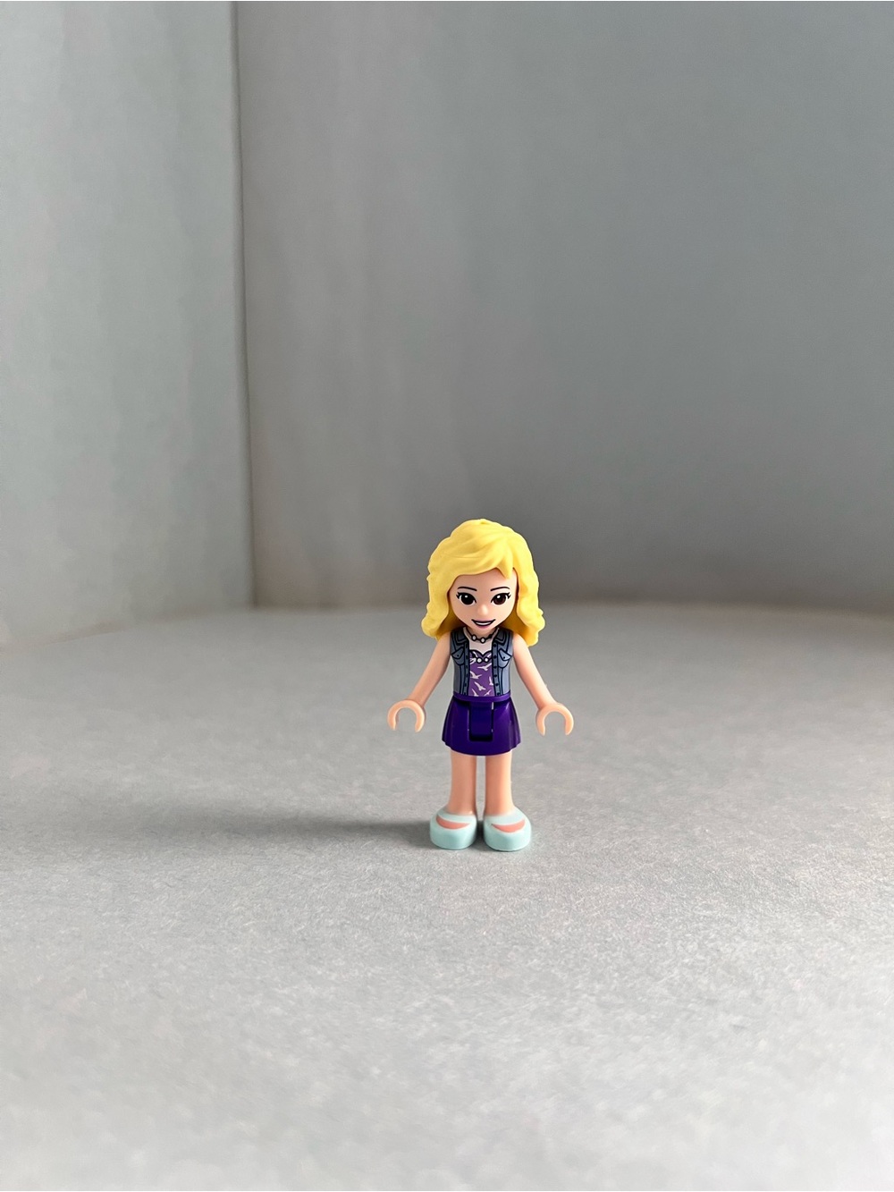 LEGO Friends Danielle mini-doll figure